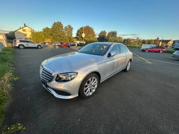 Mercedes E220D