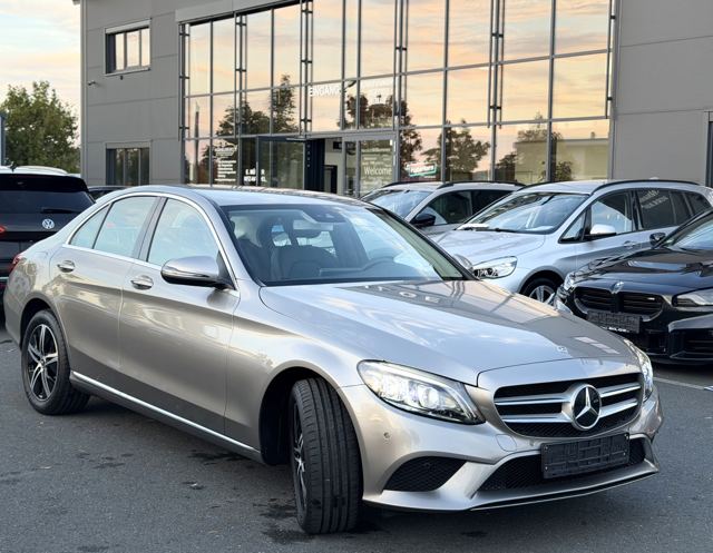 Mercedes-Benz C 200 Limousine * Avantgarde *4Matic*